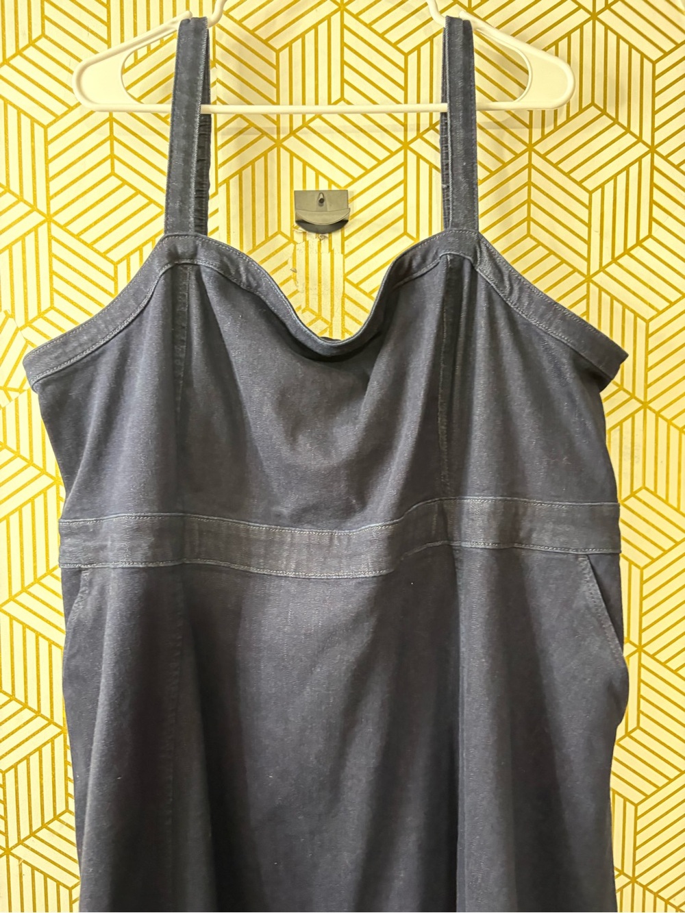 Torrid Studio Midi Sleevless A - line Dress size 24 - Picture 4 of 8
